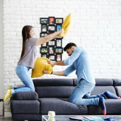 Relaxdays Cadre Photos Pêle-mêle, 18 Photos, Galerie, Cadre Mural, 10x15, Portrait Paysage, HxL104x54 Cm, Blanc -ATMOSPHERA || VIDAXL || Safavieh Soldes 15584743 3