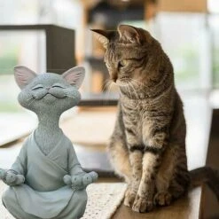 Chat Figurine, Méditation Yoga Chat Heureux, Zen Chat Pose Détendue Sculpture Pour La Maison Extérieure Pelouse Décoration Cadeaux Pour Les Amoureux Des Chats (Ash) 8 Chat Figurine, Méditation Yoga Chat Heureux, Zen Chat Pose Détendue Sculpture Pour La Maison Extérieure Pelouse Décoration Cadeaux Pour Les Amoureux Des Chats (Ash) -ATMOSPHERA || VIDAXL || Safavieh Soldes 63700133 3