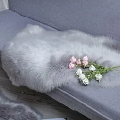 GP Tapis En Peau De Mouton D'une Seule Pièce, Tapis Moelleux En Fausse Fourrure, Tapis Universel De Différentes Tailles Pour Chambre, Salon, Chaise Ou Canapé (gris Clair) - 60x90 Cm -ATMOSPHERA || VIDAXL || Safavieh Soldes 71664343 5